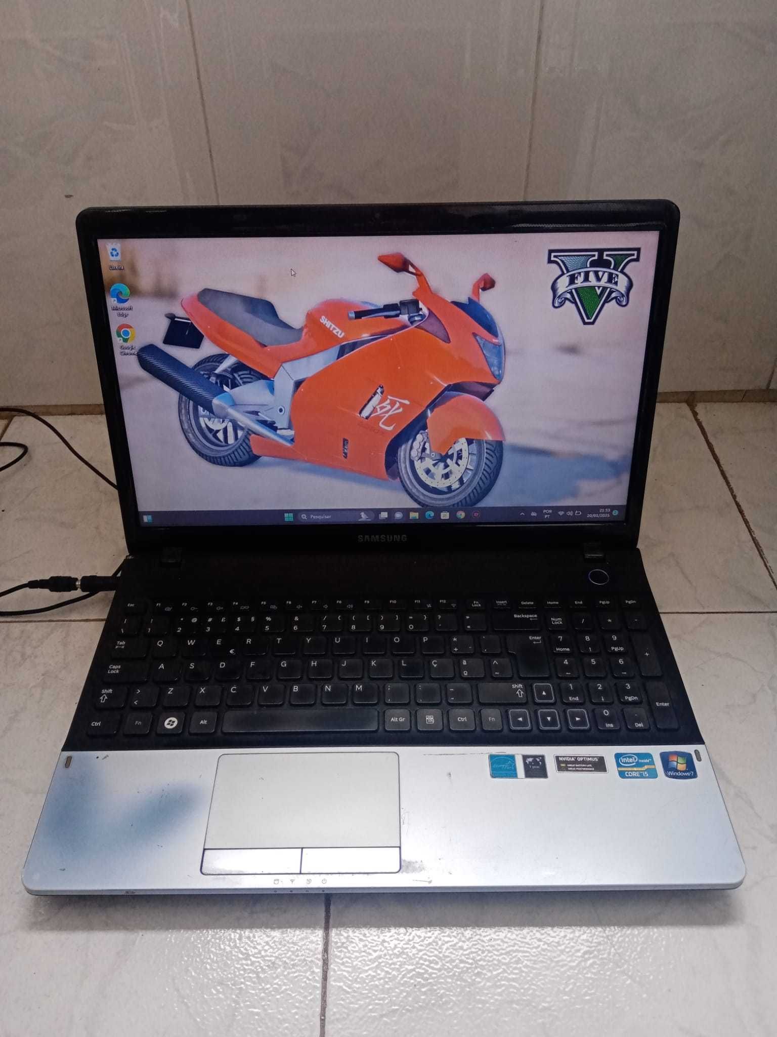 Samsung NP300E5A Intel® Core i5 i5-2450M