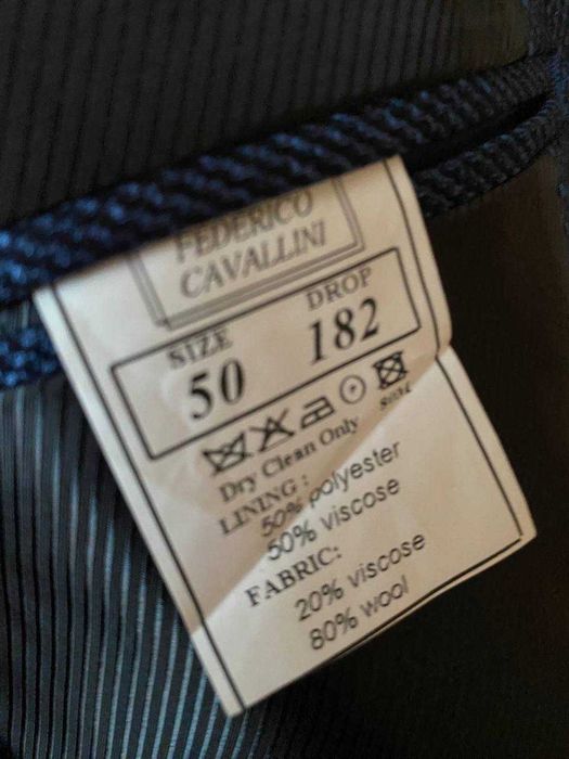 Костюм для випуска чи школи