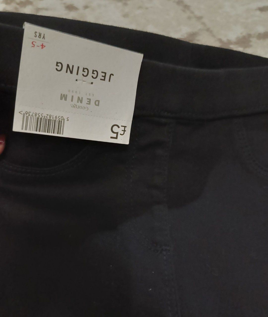 Джинсы Zara, зріст 104. Джегинсы George, шорти