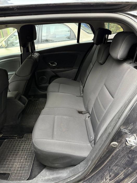 Renault Megane 8999 $ хороший торг