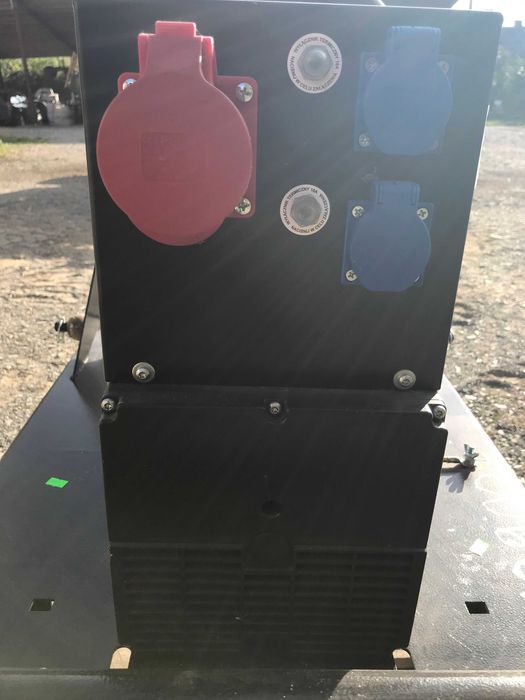 Agregat prądotwórczy AVR 22 R (20 kW)