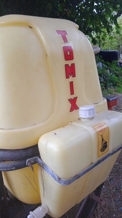 Pulverizador usado tomix