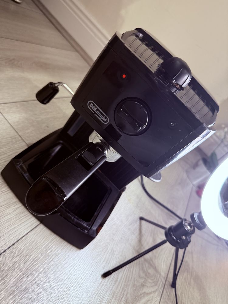 Кофемашина Delonghi  EC146.B
