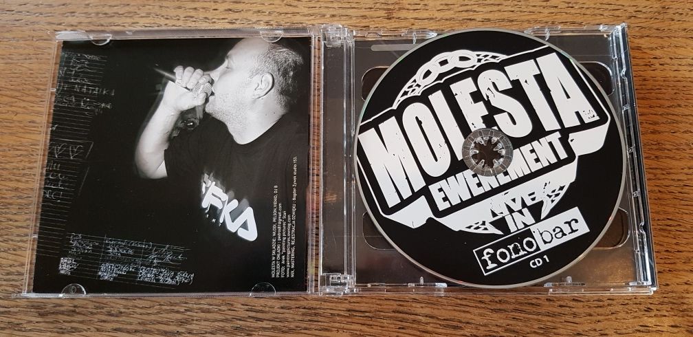 Molesta- Live in Fonobar( unikat )
