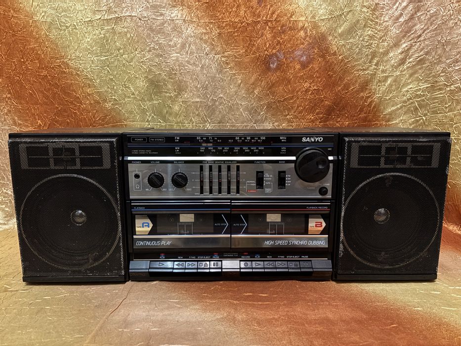 Касетний магнітофоні*Sanyo WM 227 Lo*Sanyo concert series C 33*W20.*