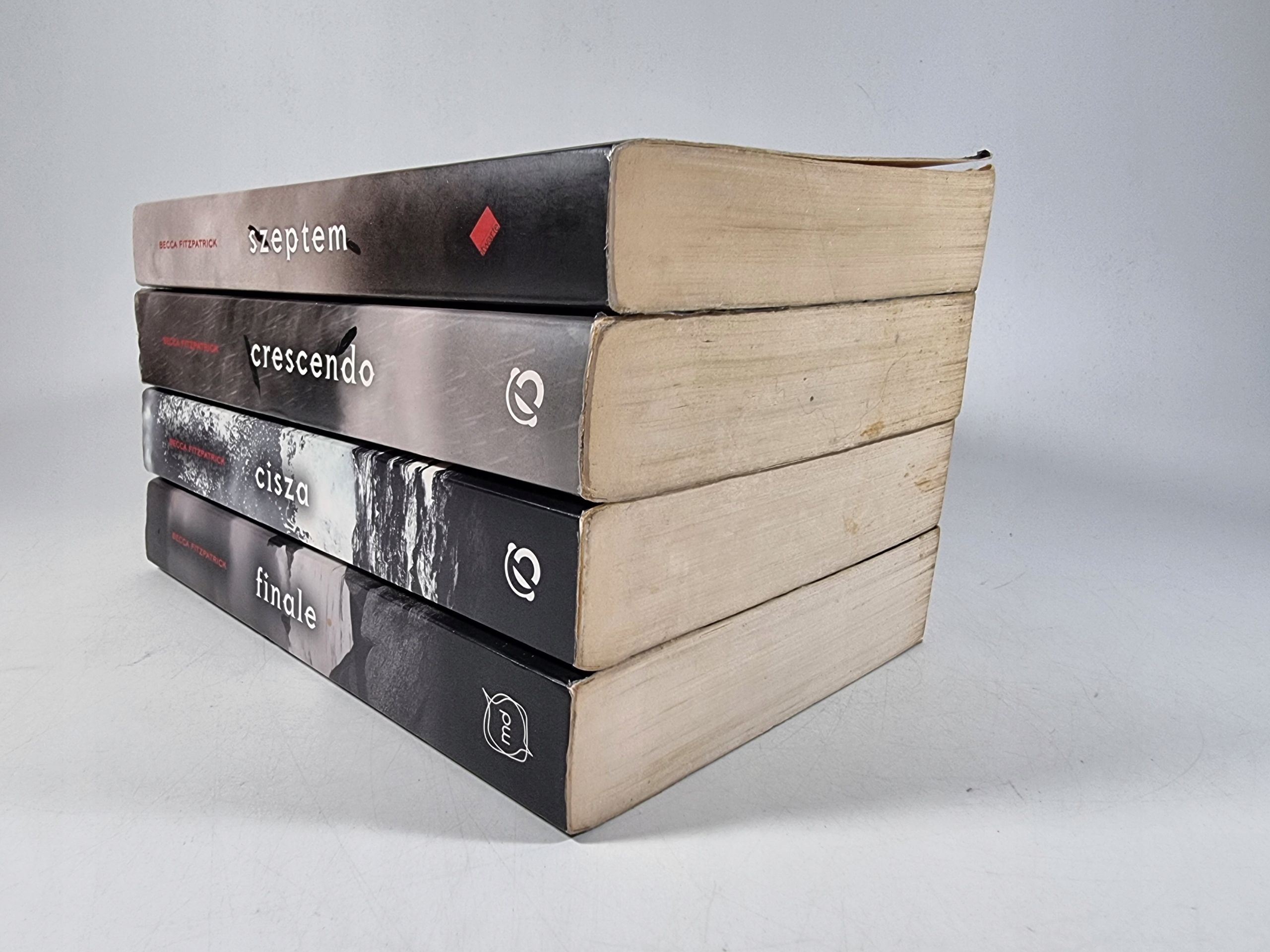 Szeptem 1-4 / Becca Fitzpatrick