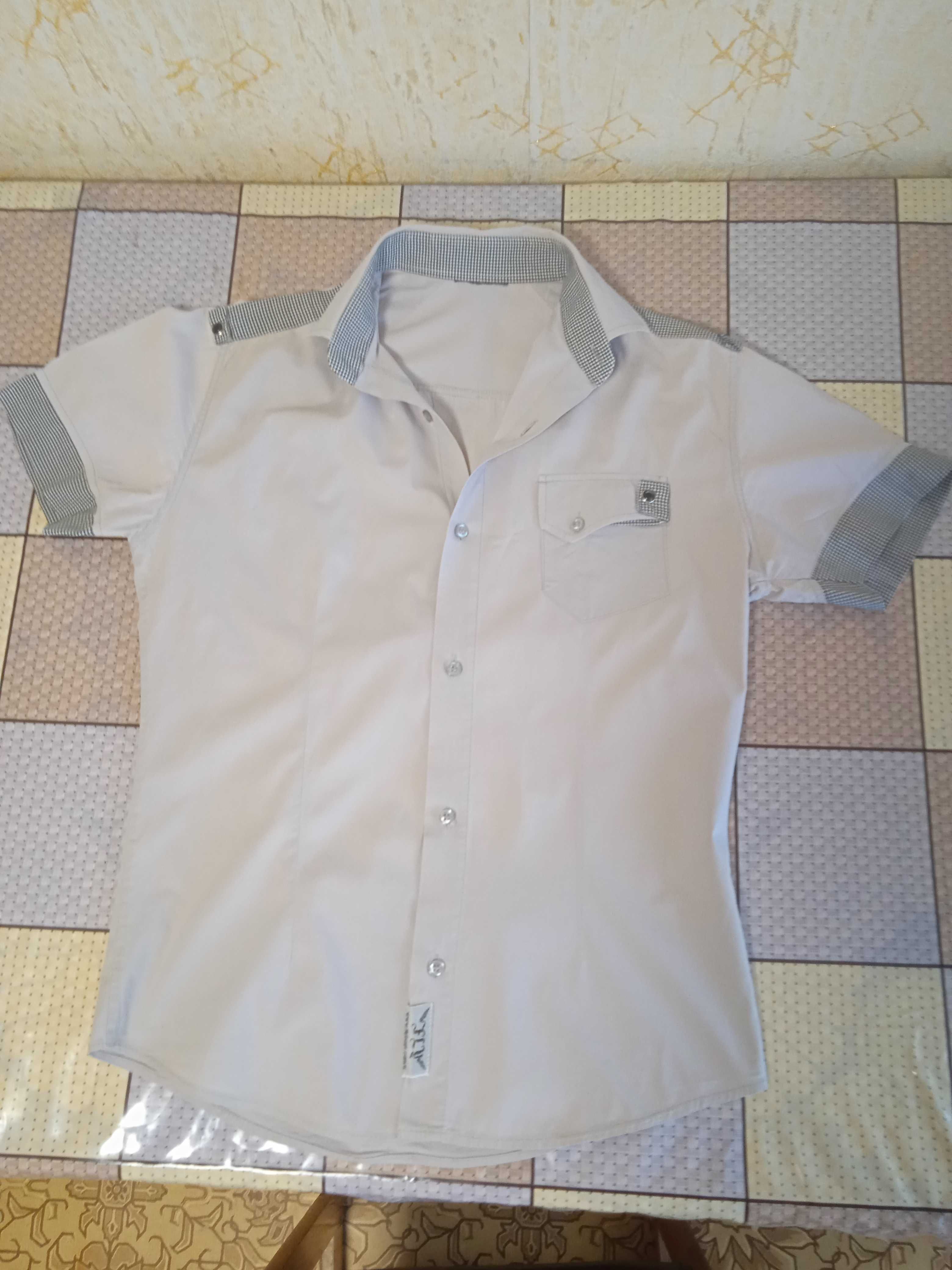 Рубашка мужская сорочка короткий рукав светло-серая размер S (44 - 46)