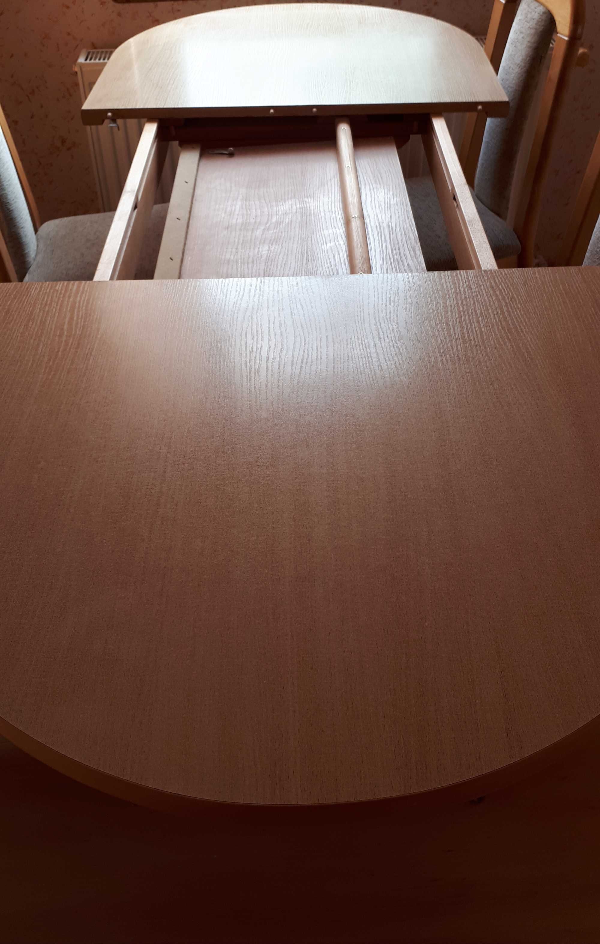 Stół drewniany rozkładany + 4 krzesła