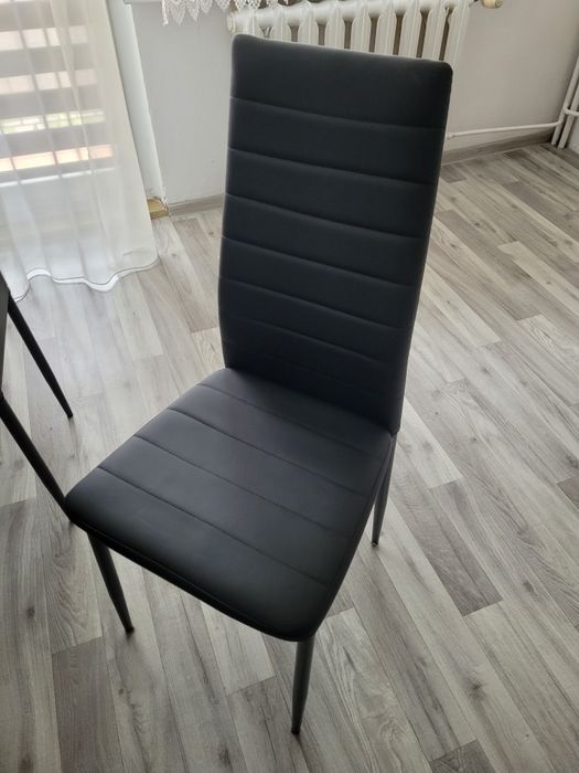 Krzesła Jysk czarne 4 sztuki