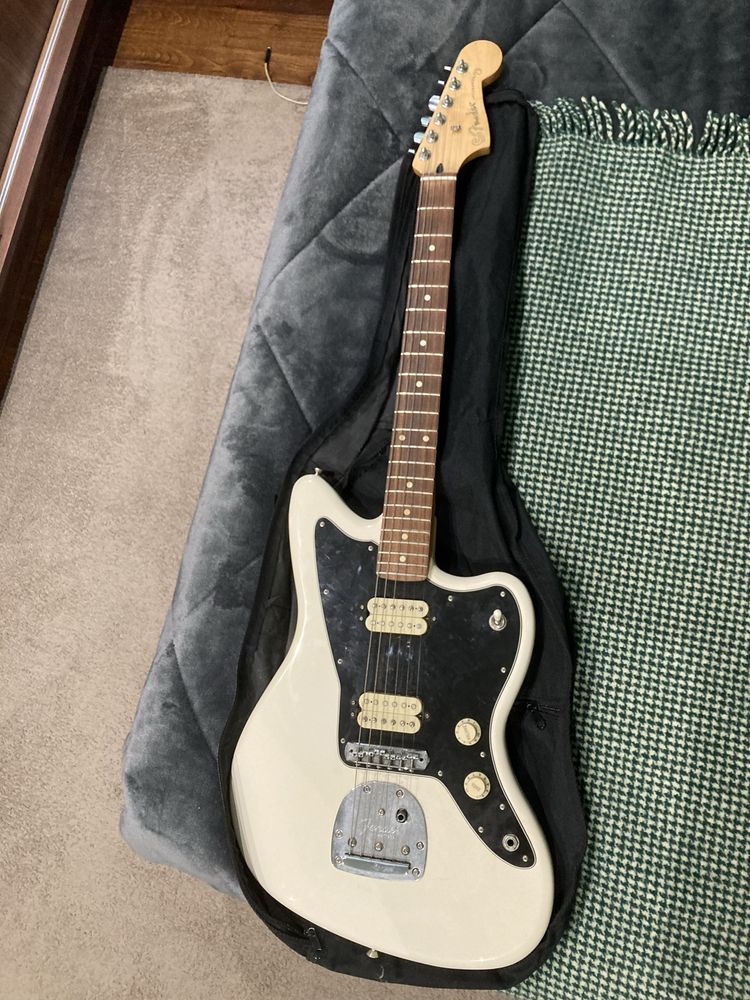 Fender Jazzmaster Player Series