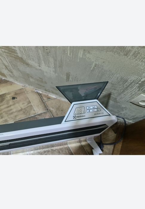 Конвектор Electrolux ECH почти новый