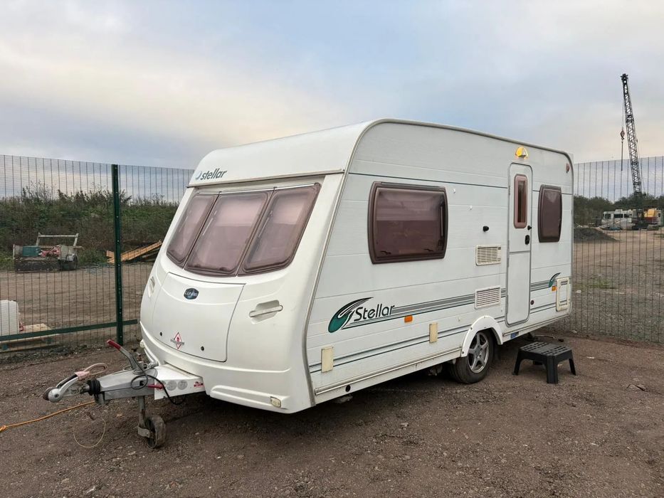 Lunar Ariva  Mała i lekka! DMC 1100 kg! Super stan! MOVER#2-3 os! Aku!