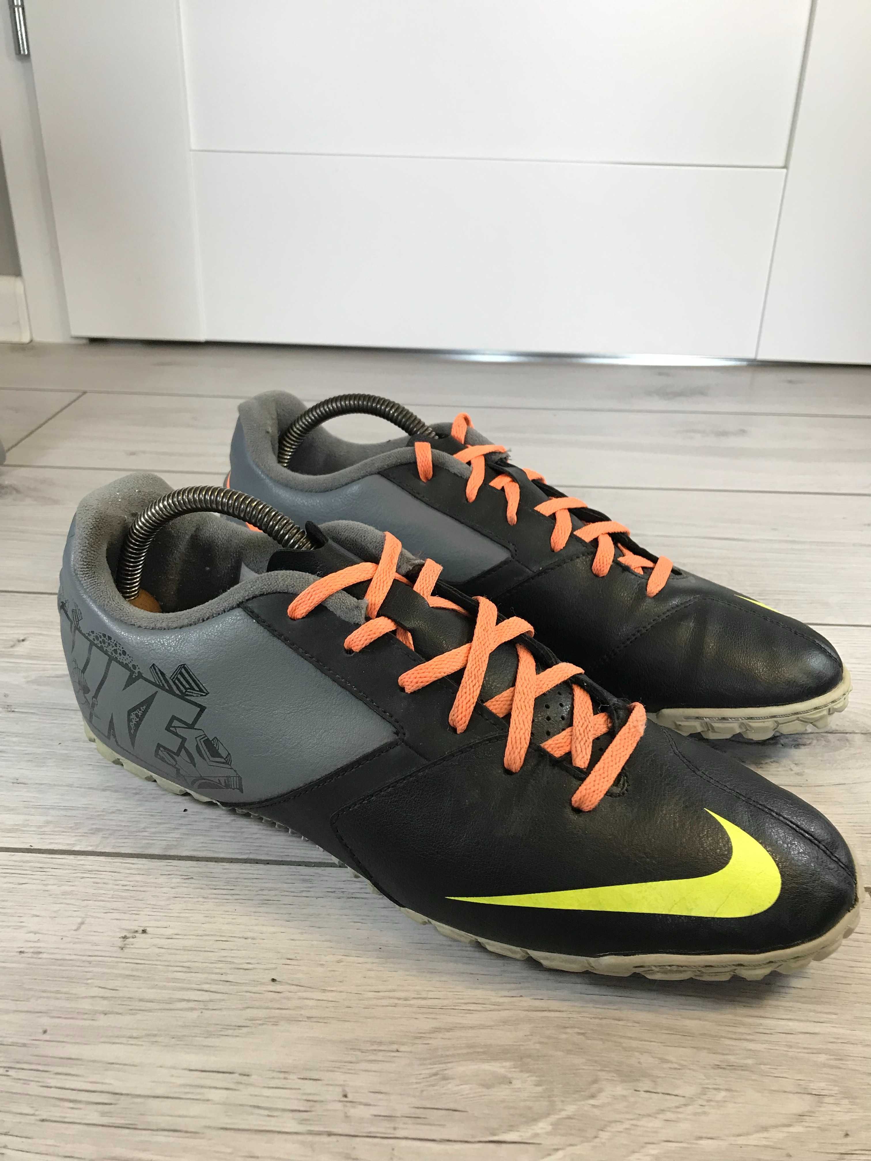 Buty turfy Nike Bomba rozm. 44,5