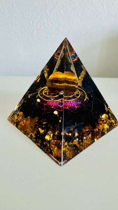 TYGRYSIE OKO na TURMALINIE orgonit odpromiennik piramida XL