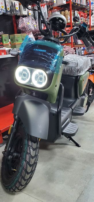 Скутер мопед самохуд електричний Crosser CR-4 1200 Вт,72V,24 Аг Графен
