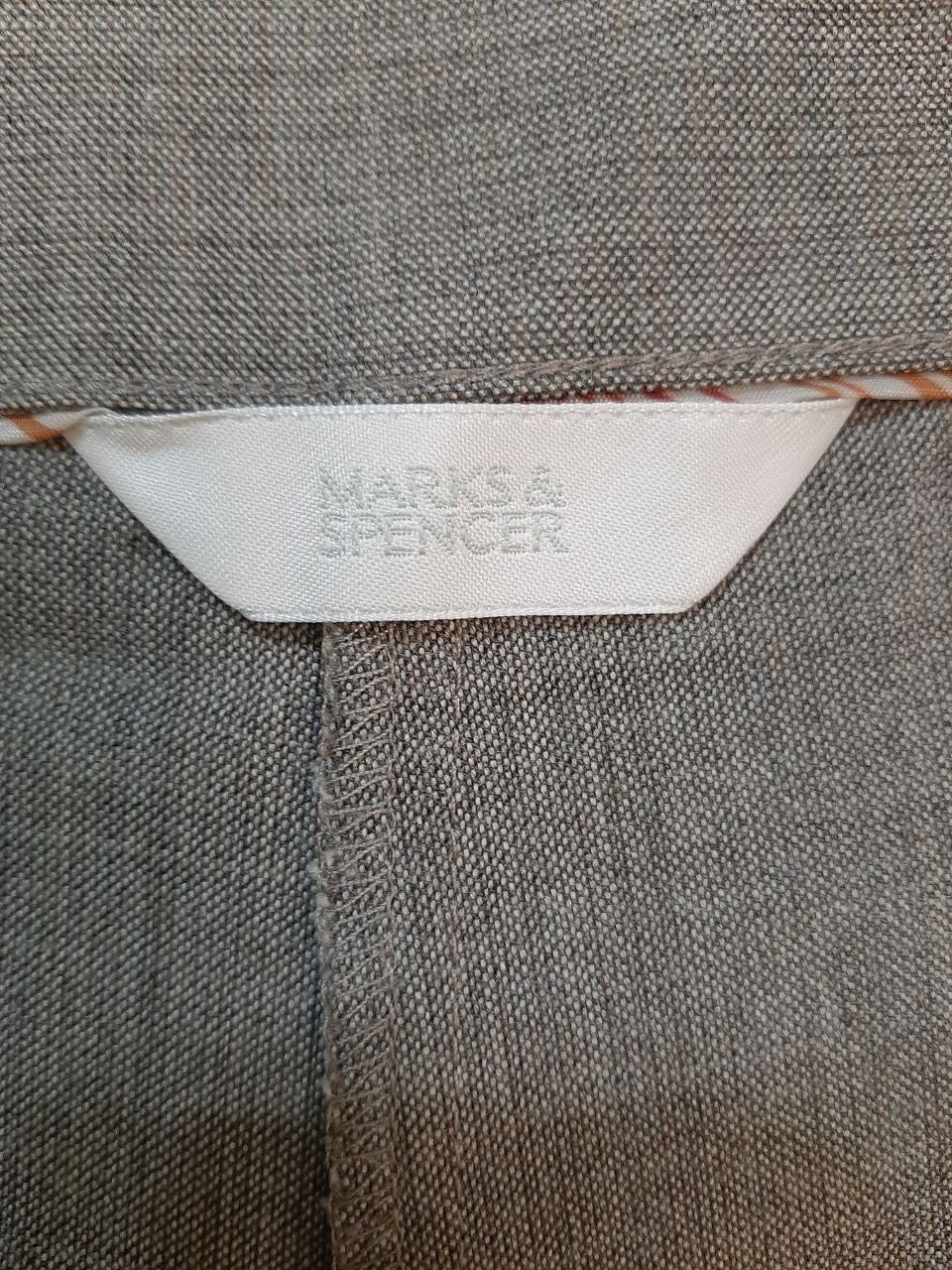 Жіночі брюки M&S 16р.