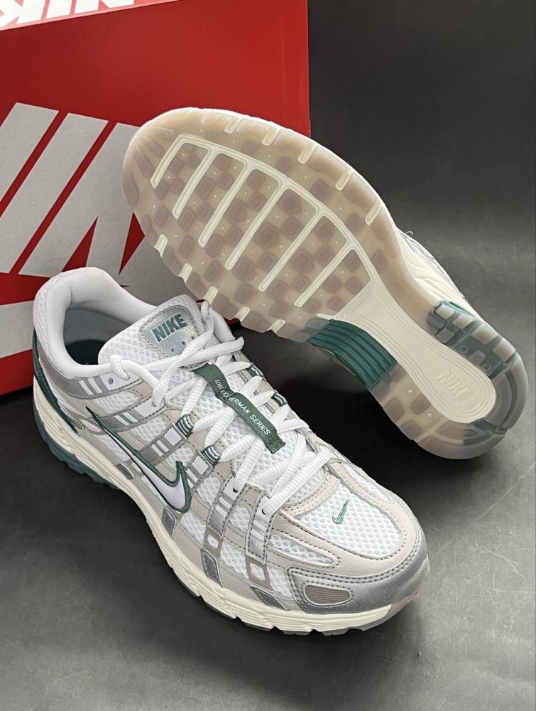 Оригінальні Кросівки Nike P-6000 Premium Light Bone Найки сірі зелені