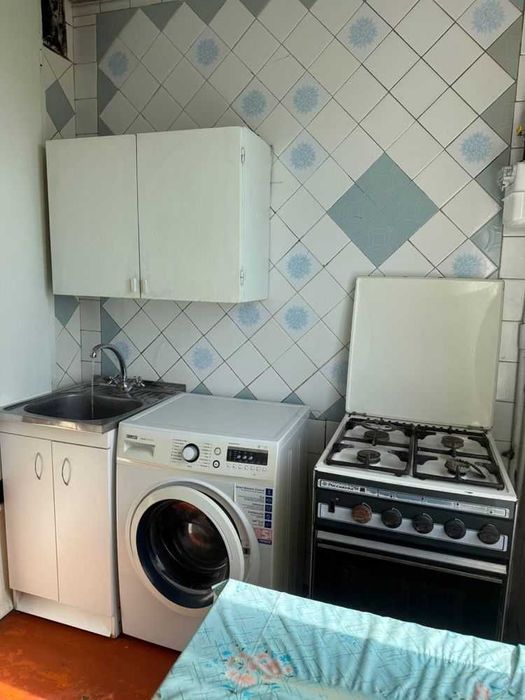 E S3 Продам 2к. квартиру ул. Непокоренных, 68