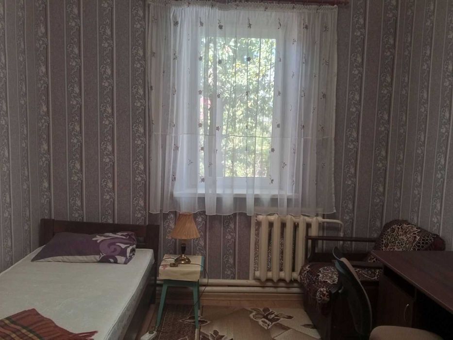 Оренда кімнати для жінки або дівчини