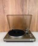 Gira discos - Akai AP100