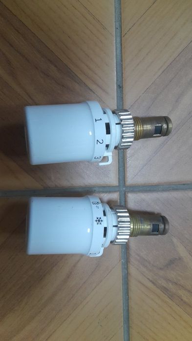 Термоголовки регулятори в наявності багато