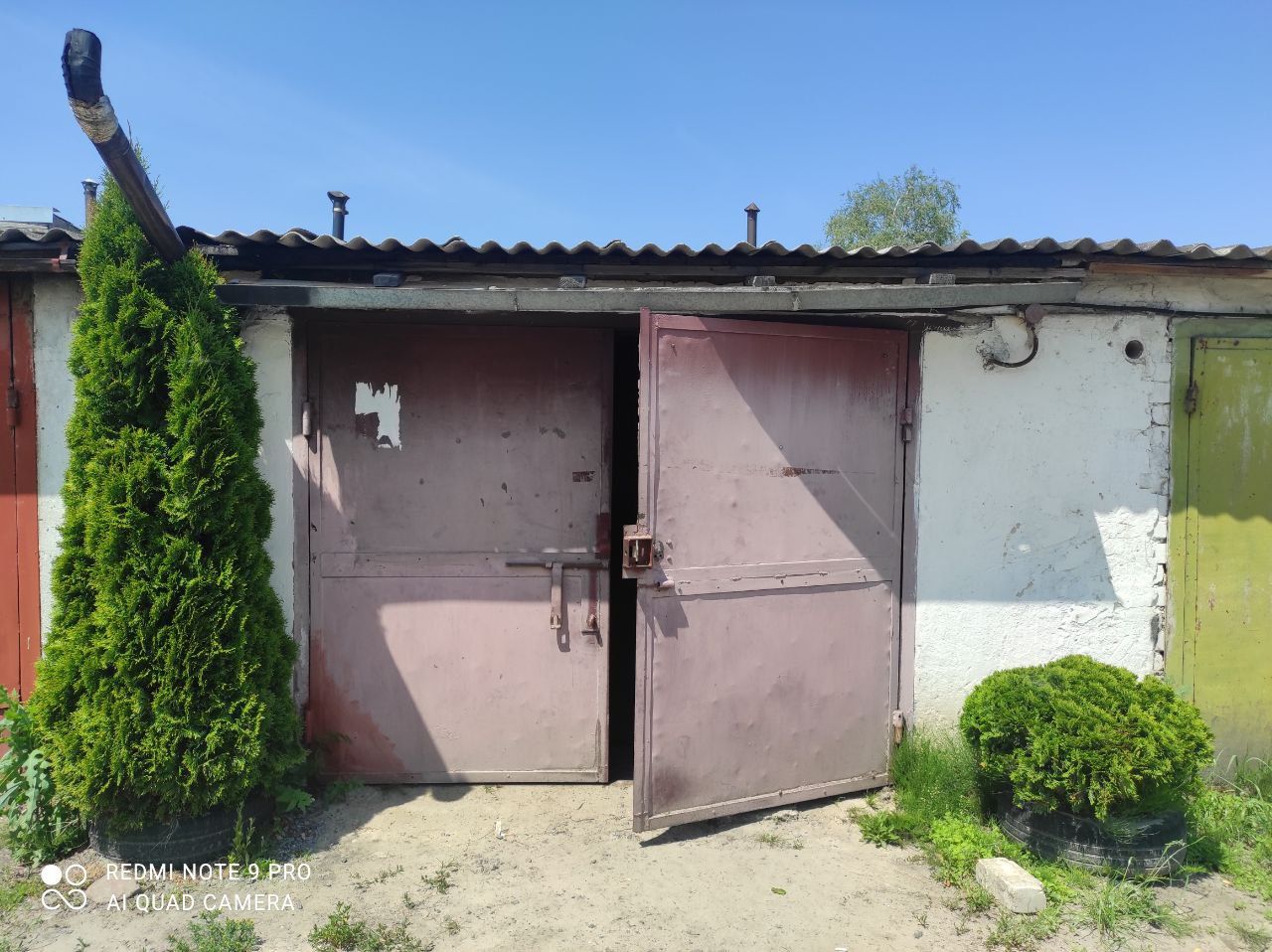Продам гараж в кооперативі Грибоєдова.