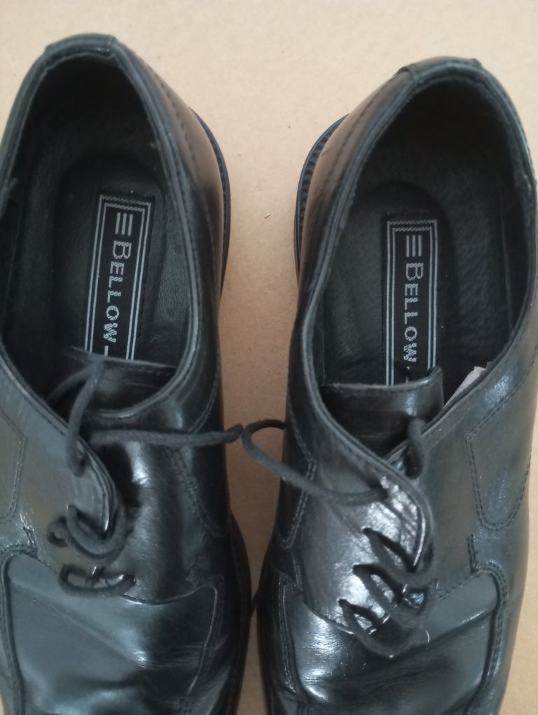 Sapatos formais da Bellow