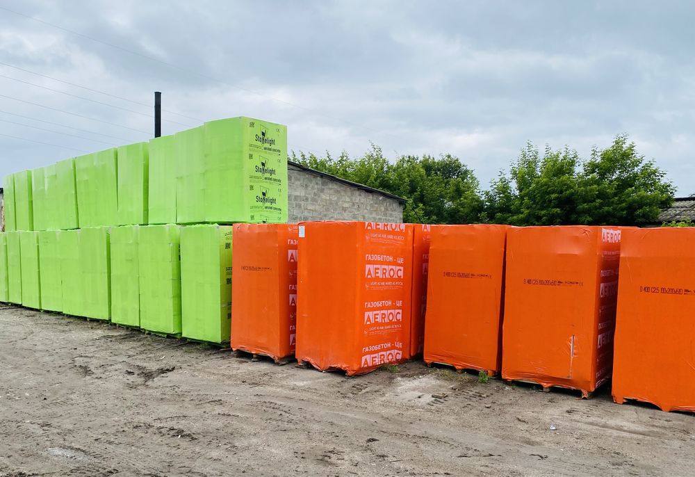 Піноблок газоблок газобетон d400 d500 бровари доставка маніпулятором