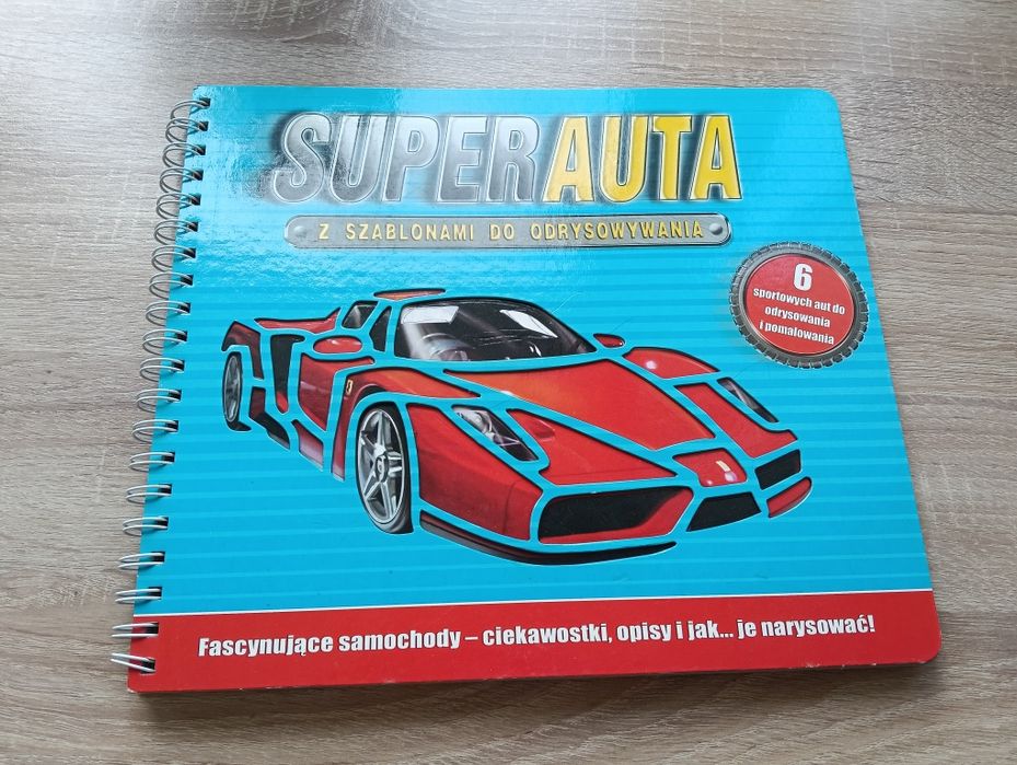 Książka z szablonami do rysowania.