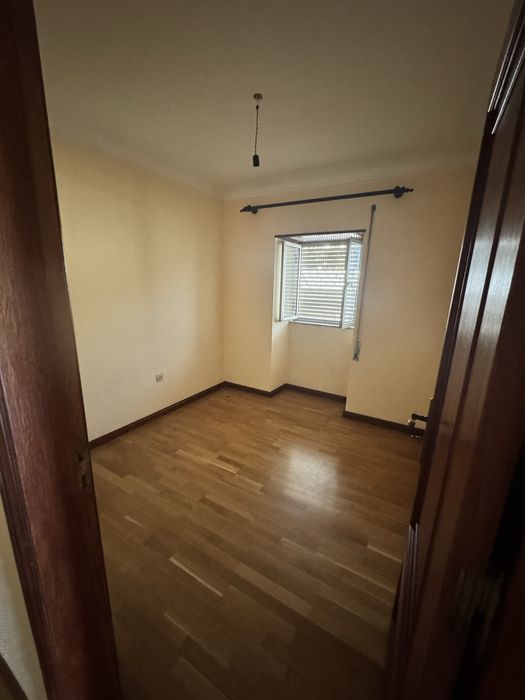 Apartamento T2 em zona sossegada e tranquila