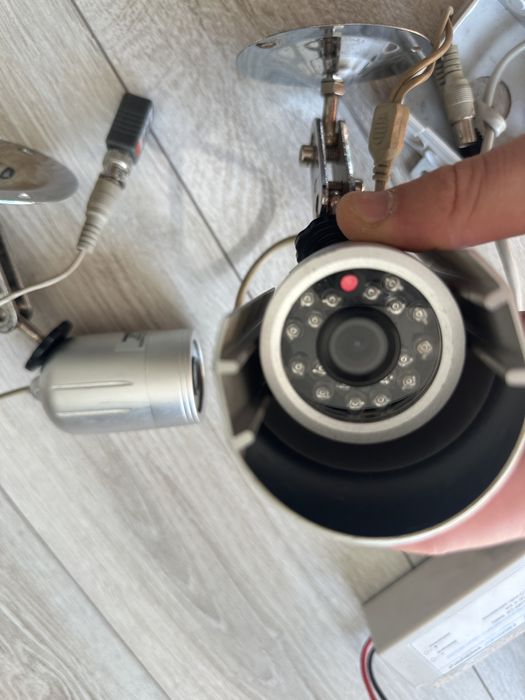 Sprzedam zestaw do monitoringu CCTV