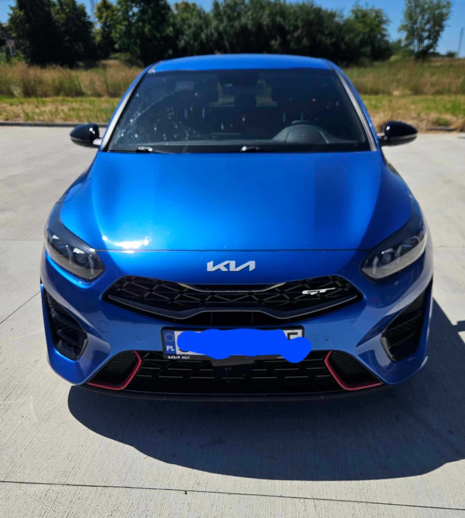 Kia Ceed GT blue