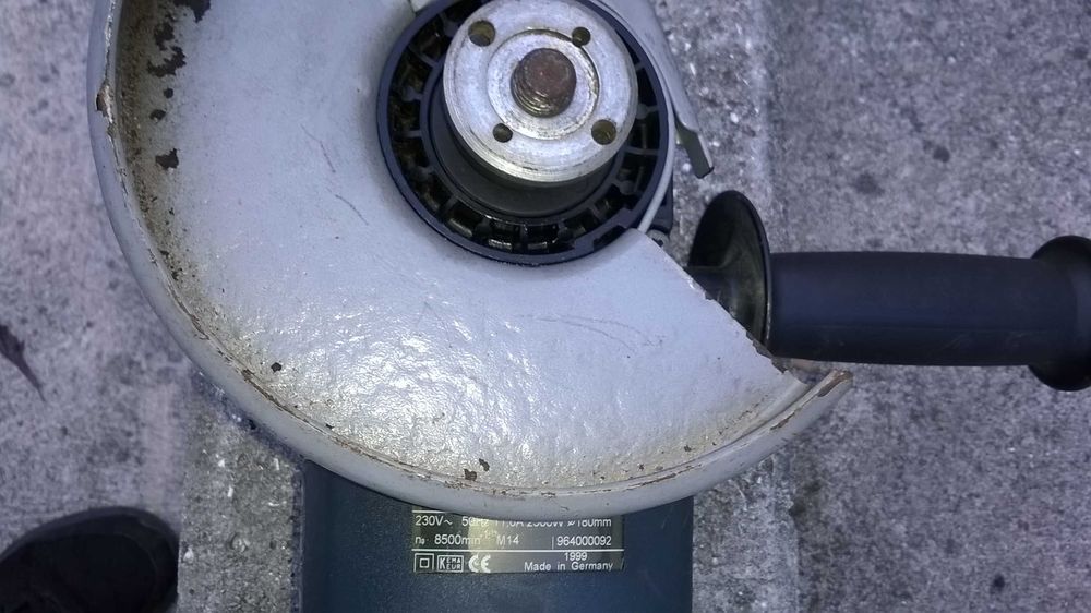 Rebarbadora BOSCH Profissional com punho rotativo 90º