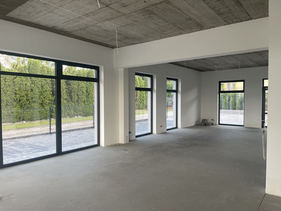 Lokale usługowe do 200 m2 wynajmę