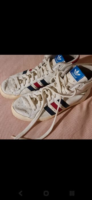 Sapatinhas Adidas numero 43