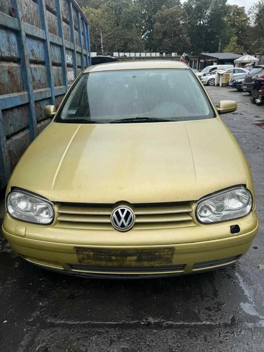 Volkswagen Golf IV na części 1998r. Adax Opolski Auto Złom Koźle