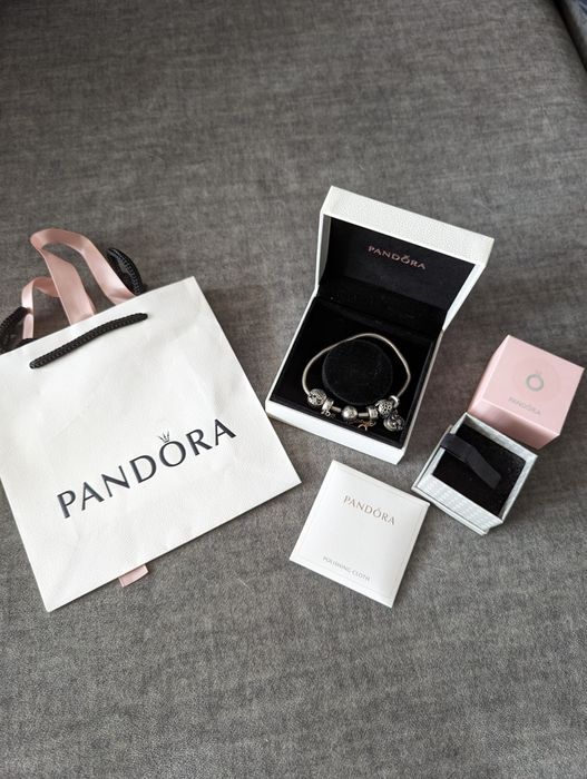 Пандора з шармами