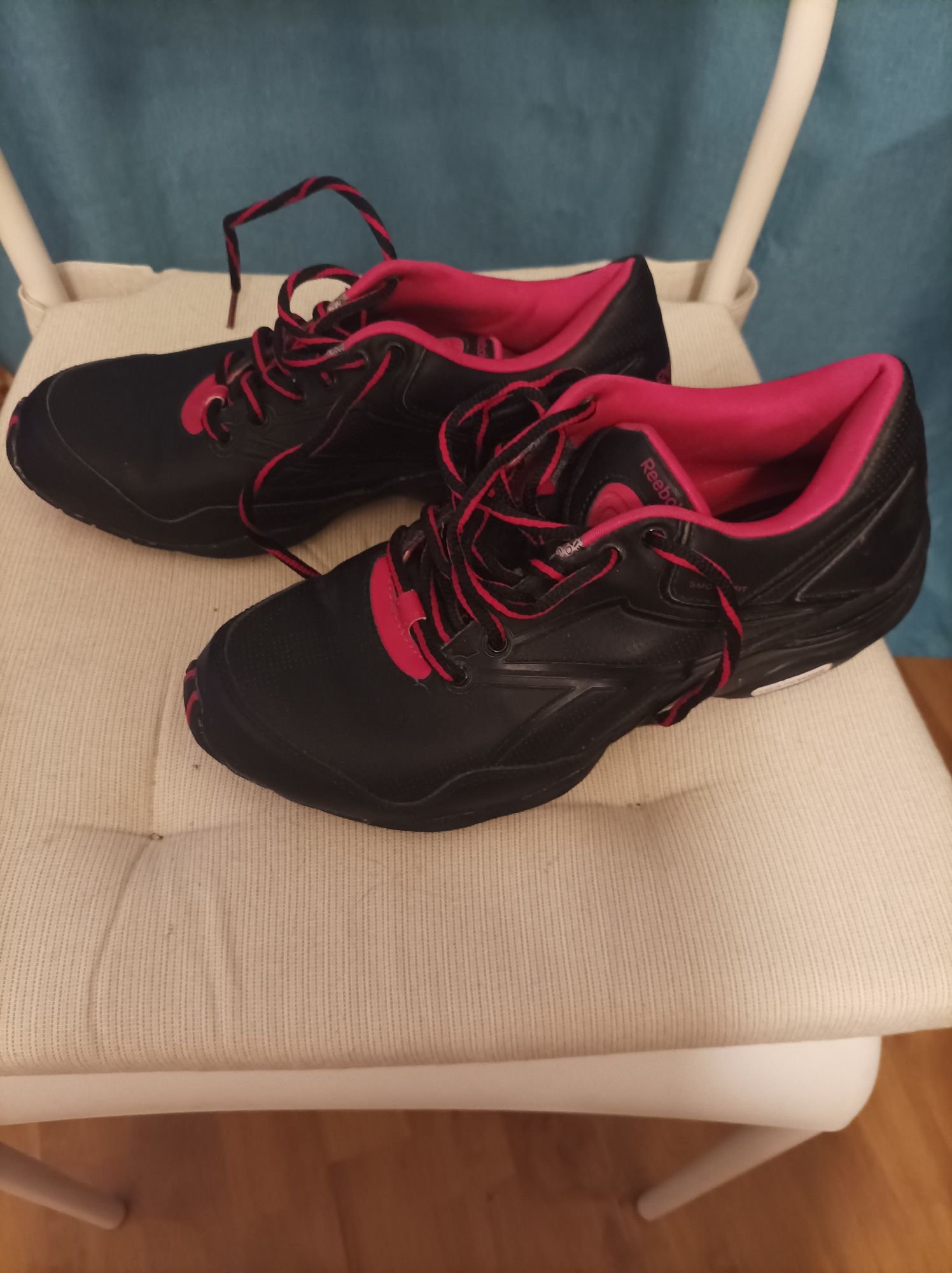 Buty sportowe Reebok rozm.38.5