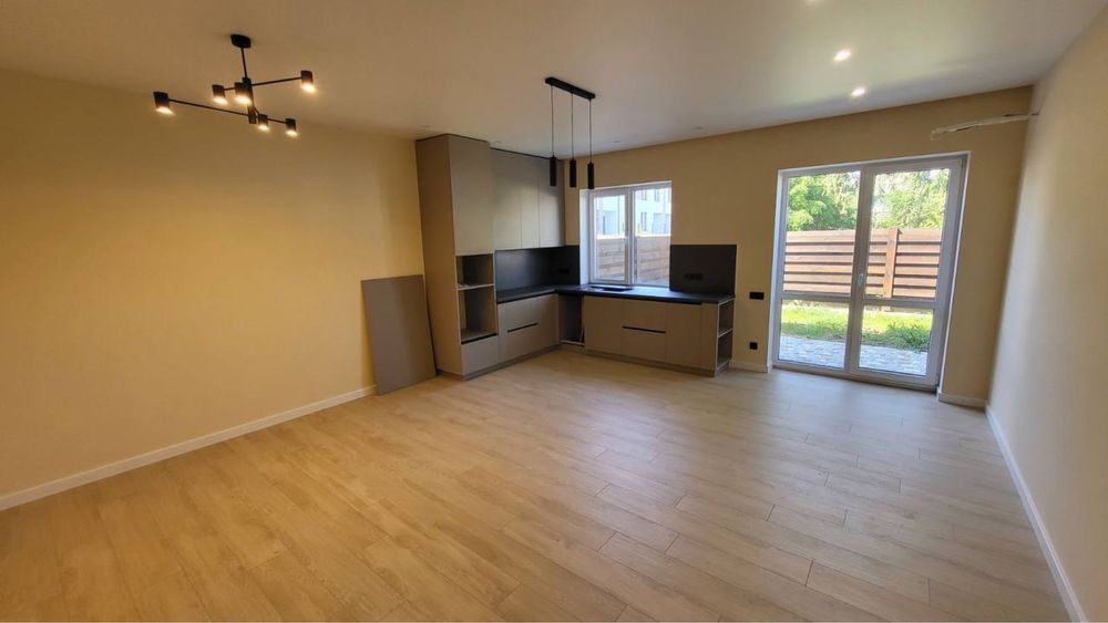 Продаж чудового таунхаусу 100,80 кв.м  в сел. Гостомель