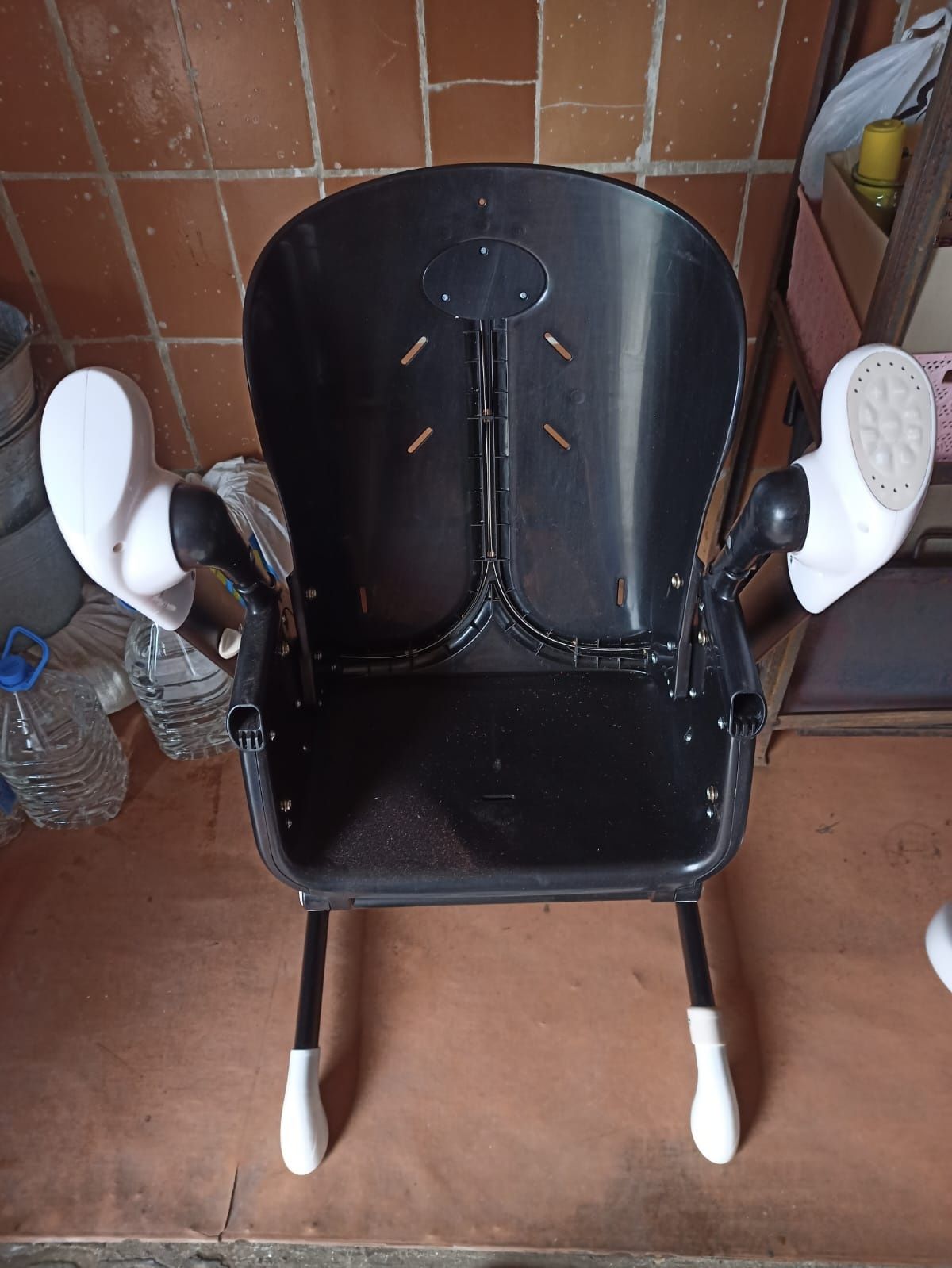 Продам дитячий стілець Cascada