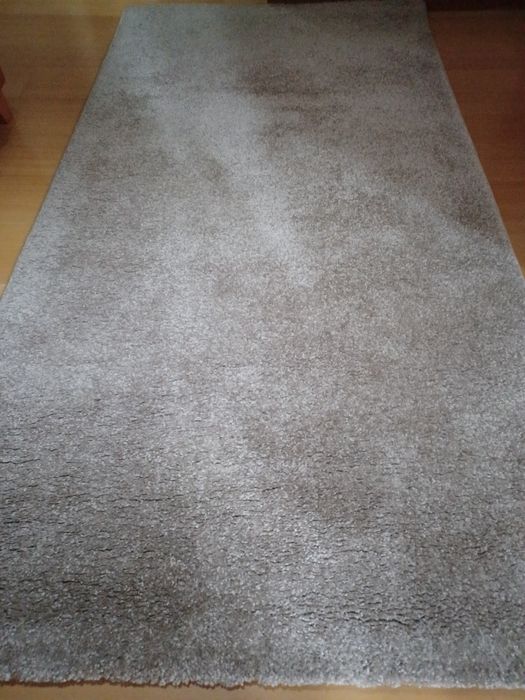 Tapete bege. Como novo. Para sala ou Quarto