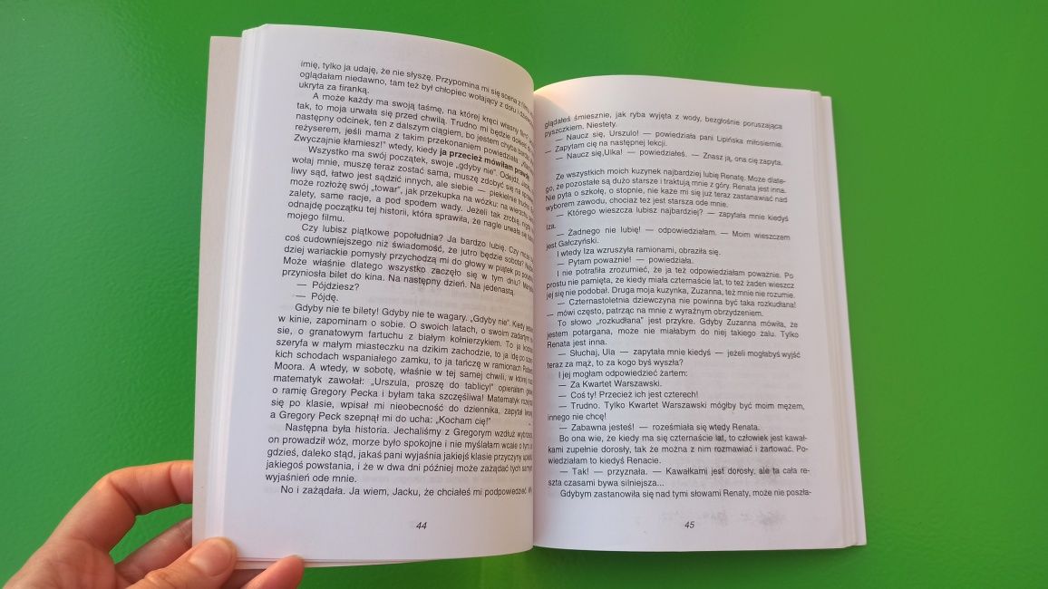 Obok mnie Krystyna Siesicka