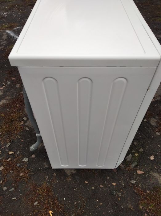 Пральна машинка .