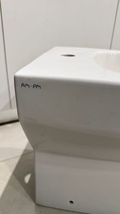 Продам нове біде фірми АМ РМ