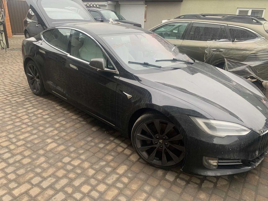 Tesla model S Розборка шрот запчастини для Тесла модел с