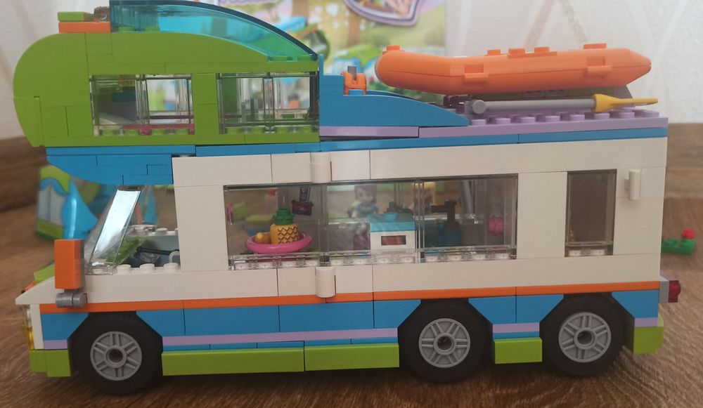 Продам конструктор Лего