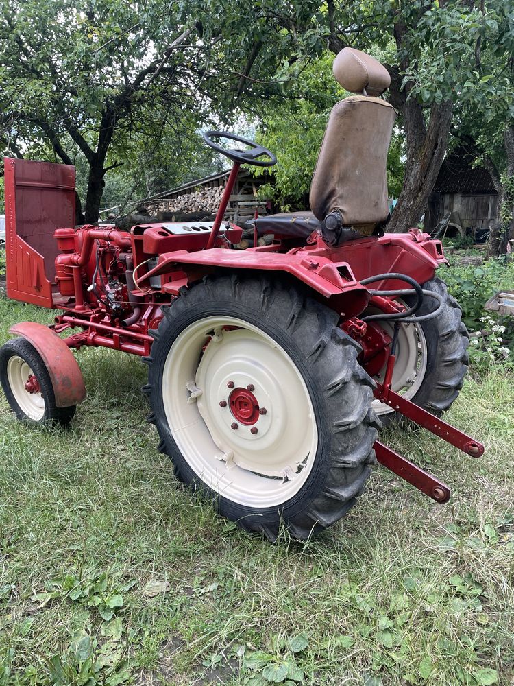 Продам трактор т25