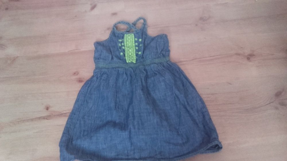 sukienka dżinsowa baby Gap rozmiar 110