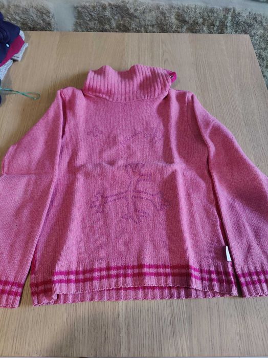 Camisola em lã com flocos de neve
Camisola em lã com flocos de neve