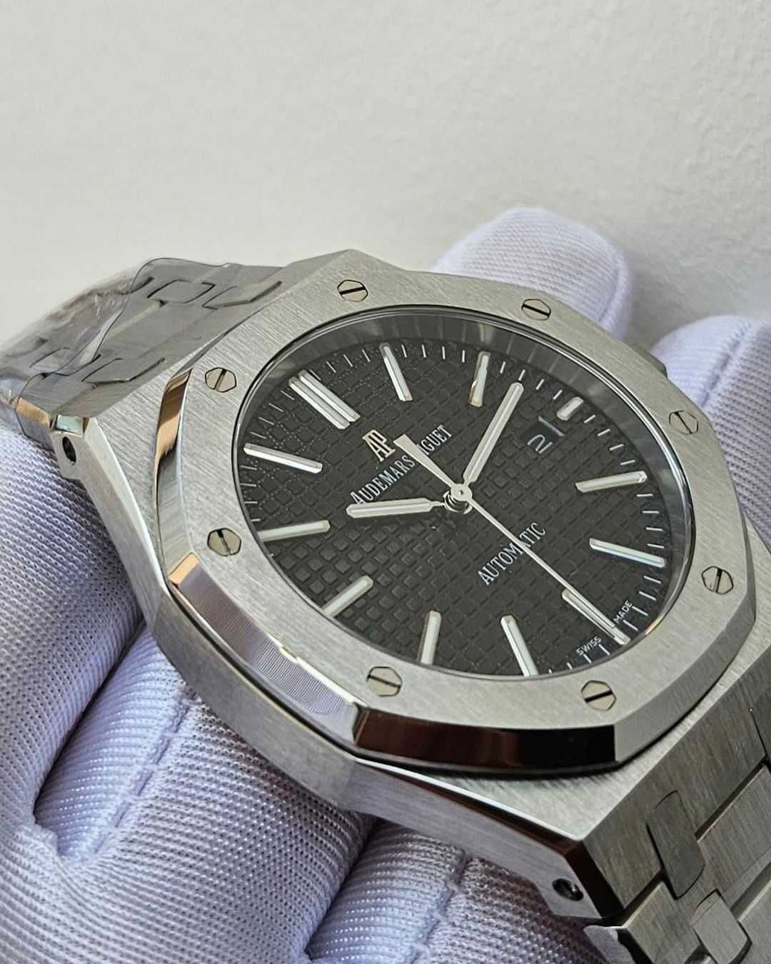 Швейцарские часы Audemars Piguet Royal Oak. Механика с автоподзаводом